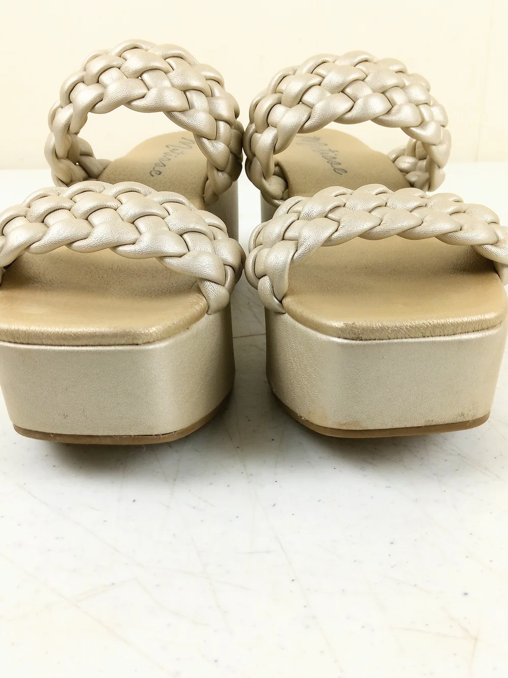 Matisse Woven Double-Strap Platform Sandal in Gold Leather Size 7 Slip On